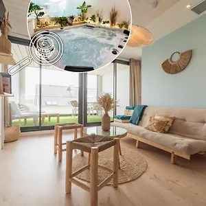 Apartment & 